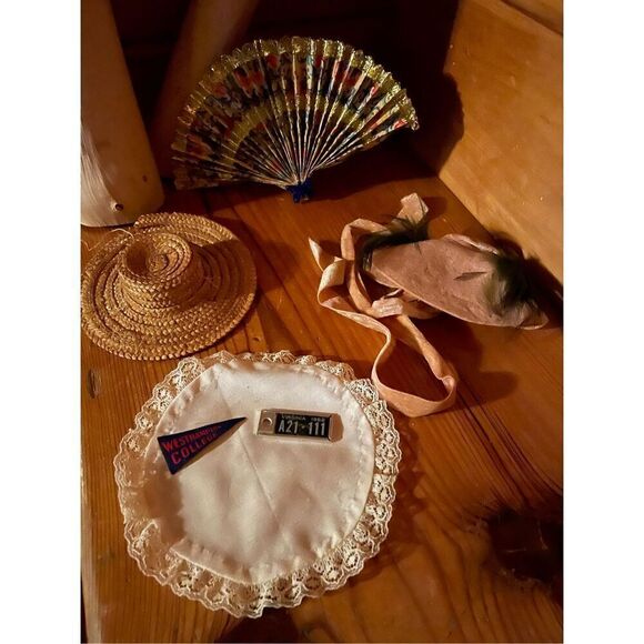Doll Accessories - Picture 1 of 4